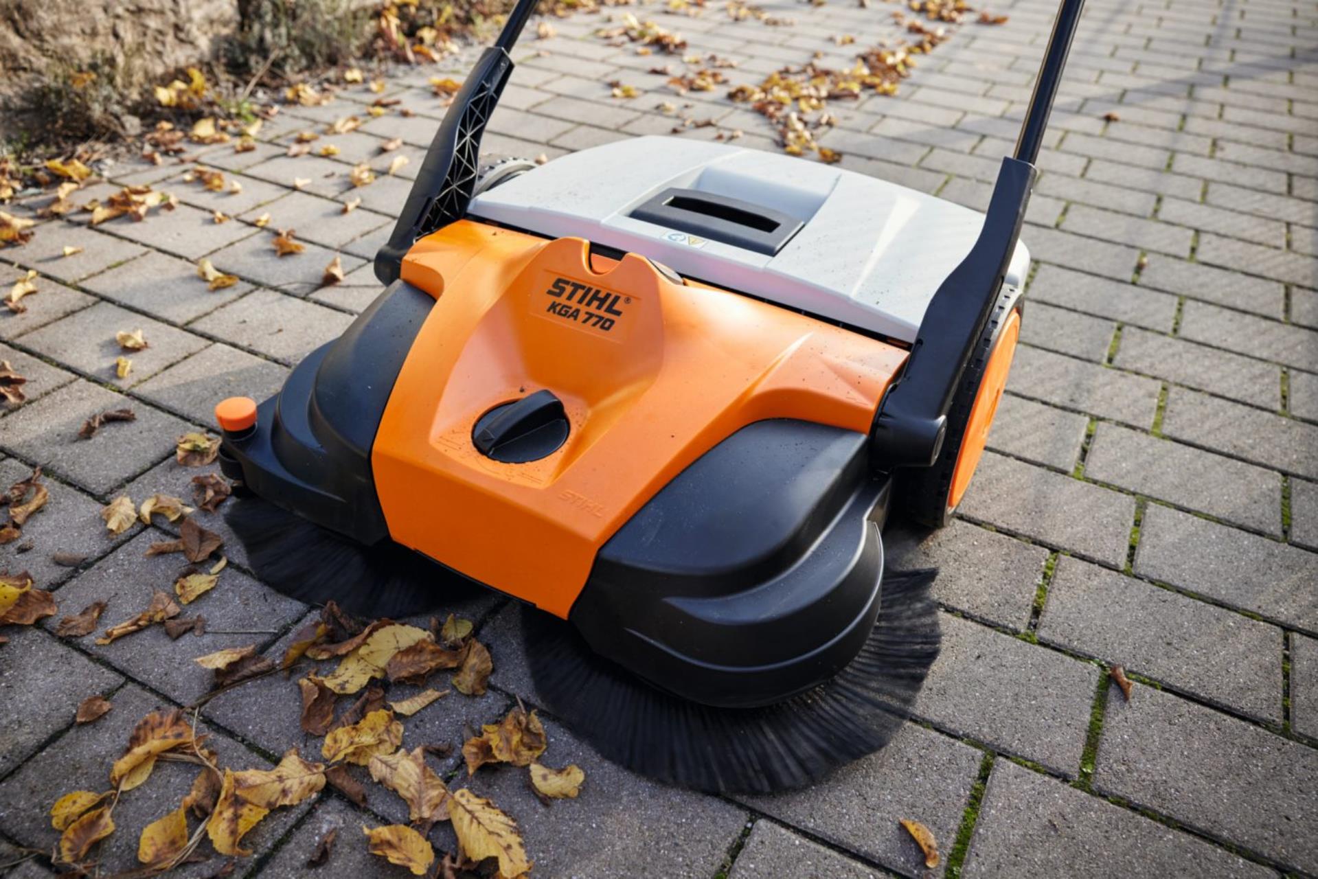 Akku-Kehrmaschine KGA 770 - Grundgerät ohne Akku und Ladegerät