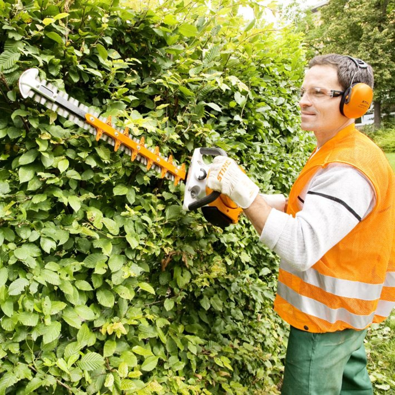 Stihl Benzin-Heckenschere HS 56 C-E / 60 cm