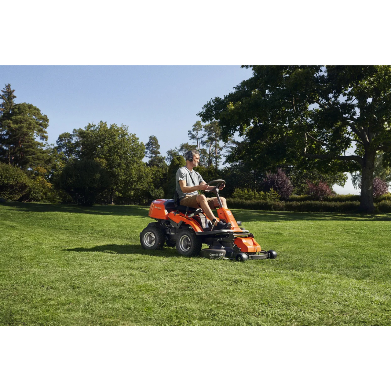 Husqvarna Frontmäher-Aufsitzmäher Rider R 214TC - inkl. Mähdeck Combi 94