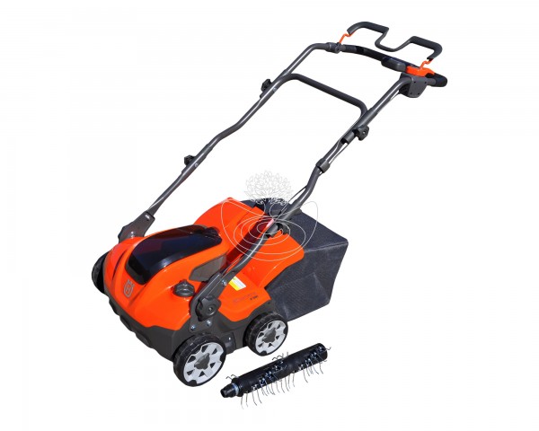 Husqvarna AkkuVertikutierer S 138i Leihgerät in Neufarn bei Bernhard